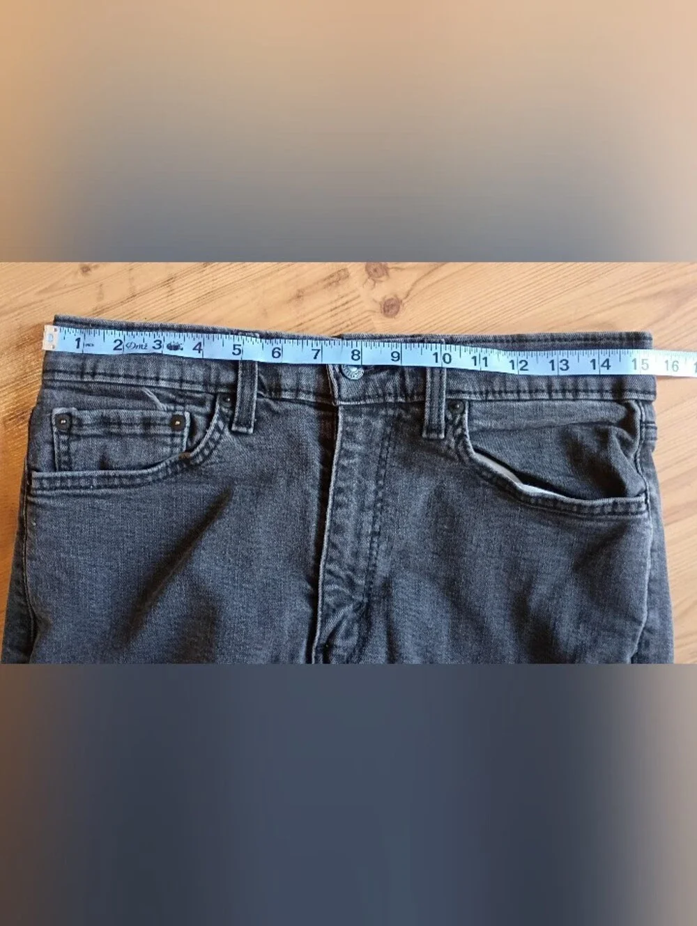 Levi's 510 Men's Skinny Fit Black Distressed Jeans W34 L30 (Measures 31x28.5)